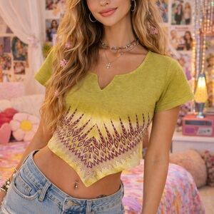Chic Patterned Crop Top in Yellow and Purple